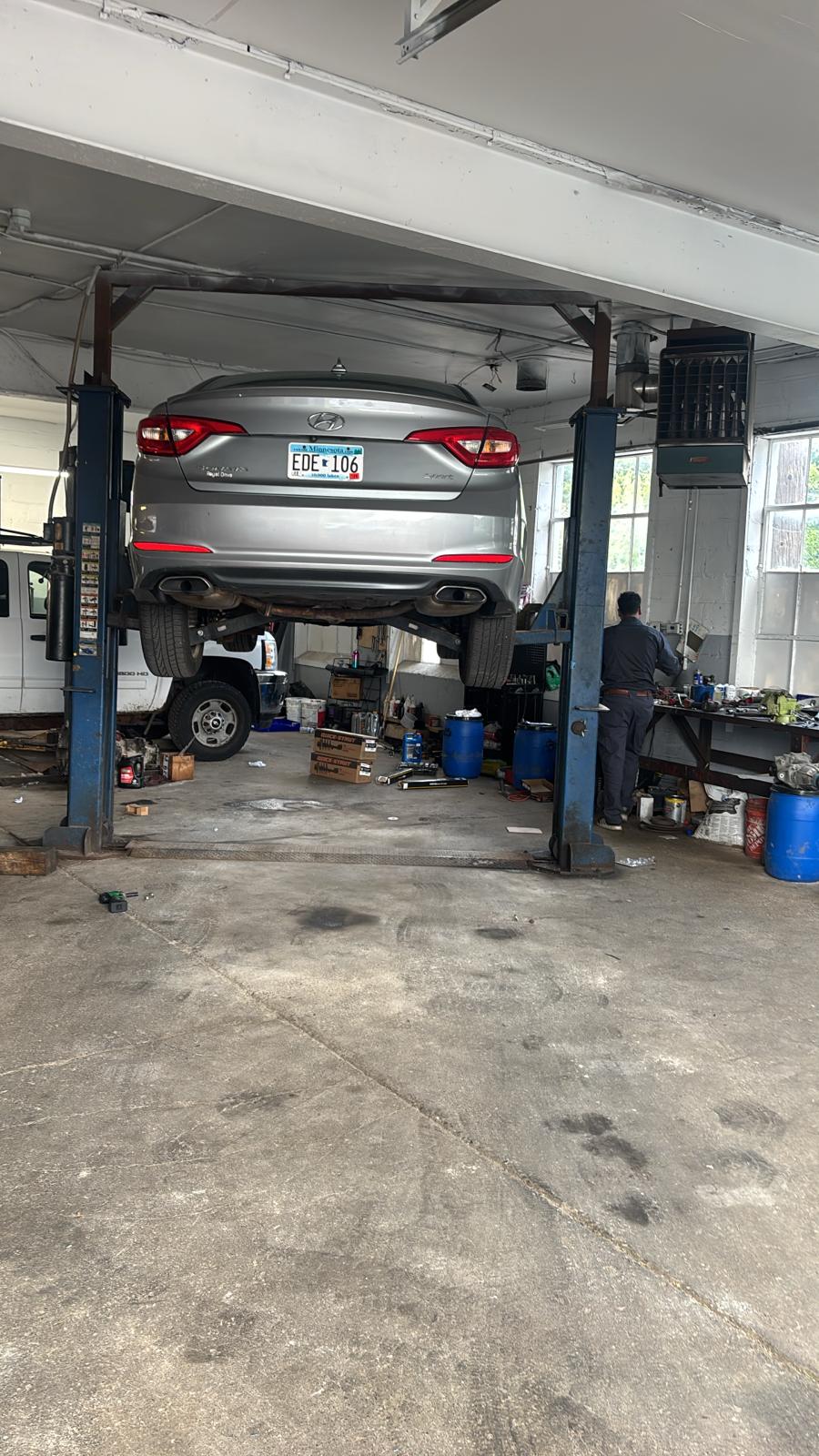 Fernando & Sons Auto Repair Shop exterior